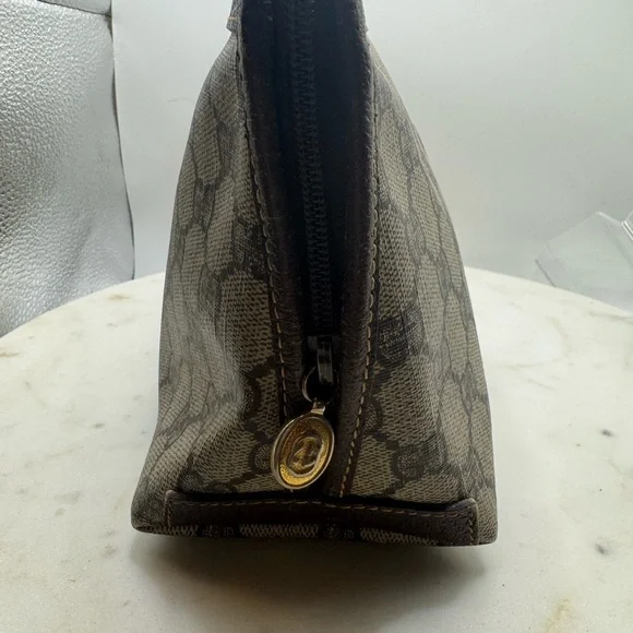 Gucci Authentic Beige and Brown Monogram Pouch - Picture 6 of 7